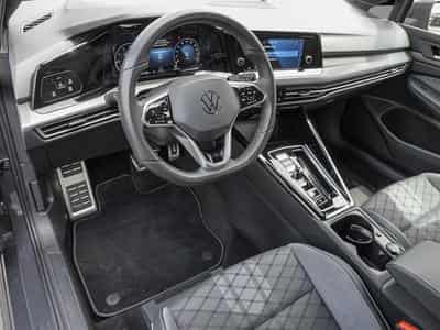 VW Golf (2024) - Photo 7