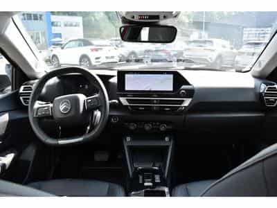 Citroën C5 X (2025) - Photo 9