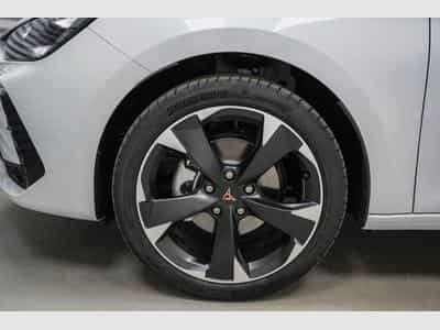 Cupra Leon ST 1,5 eTSI (2026) - Photo 5