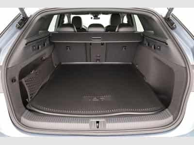 VW ID.7 Kombi Pro 210 kW (2026) - Photo 12