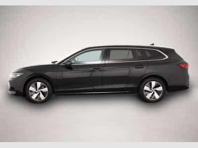 VW Passat (2025) - Photo 4