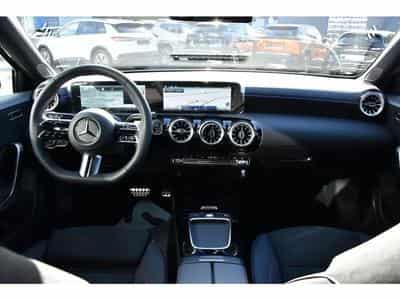 Mercedes GLA 200 (2025) - Photo 9