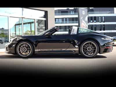 Porsche 911 .1 911 TARGA 4 GTS PDK EDITION 50 YEARS PORSCHE DESIGN 1/750 (2023) - Photo 2