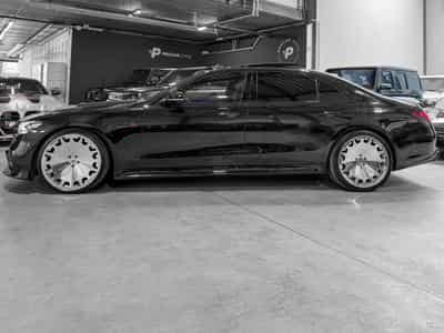 Mercedes S 580 S580e L 4MATIC BRABUS BODYKIT (2023) - Photo 3
