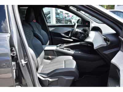 Peugeot 3008 1.2 Hybrid 145 e-DCS6 GT ACC CAM 360 1° MAIN (2025) - Photo 7