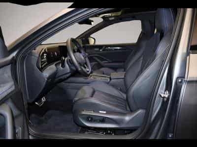 VW Passat (2025) - Photo 3