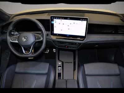 VW Passat (2025) - Photo 4