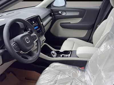 Volvo XC40 (2026) - Photo 1
