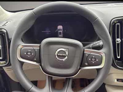 Volvo XC40 (2026) - Photo 3