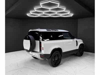 Land-Rover Defender 90 D200 S WARRANTY 2030 (2025) - Photo 5