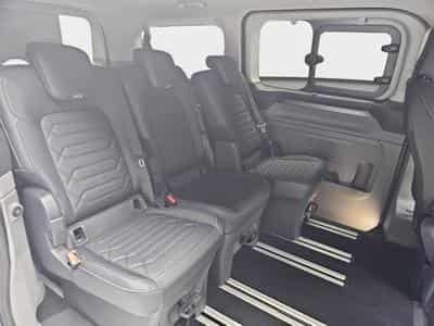 Ford Tourneo 2.0 TDCI ECOBLUE 170 L1 Titanium X (2026) - Photo 15