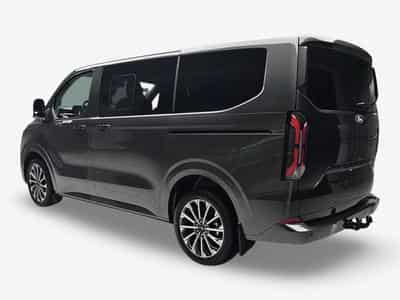 Ford Tourneo 2.0 TDCI ECOBLUE 170 L1 Titanium X (2026) - Photo 5