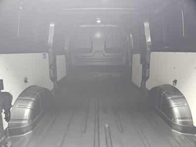 VW T6.1 2.0 TDI DSG 170 L2H1 (2026) - Photo 14