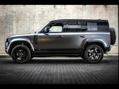Land-Rover Defender 110 P525 5.0 V8 AWD CARPATHIAN EDITION – CARPATHIAN GREY (2022) - Photo 2