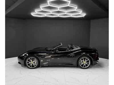 Ferrari California V8 4.3 Nero Daytona (2010) - Photo 2