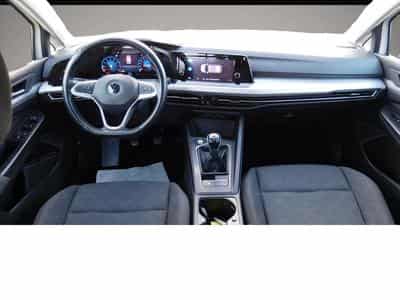 VW Golf (2023) - Photo 6
