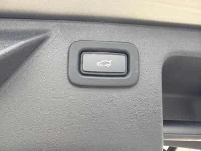 Land-Rover Discovery Sport P300e HYBRIDE SE AWD PHEV AUT. (2020) - Photo 8