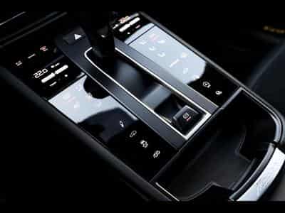 Porsche Macan III GTS PDK - BLACK (2023) - Photo 13