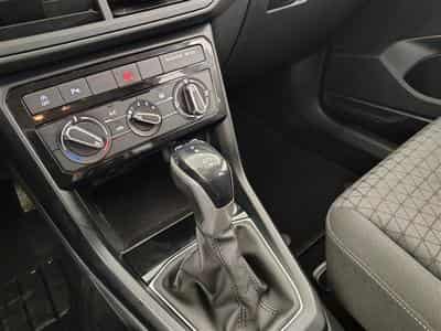 VW T-Cross 1.0 TSI Life DSG NAVI / CLIM / PDC AV-AR (2022) - Photo 12