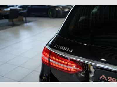 Mercedes E 300 d T 4M AMG Line *2.H *19 *GSD *AHK *MwSt. (2021) - Photo 12