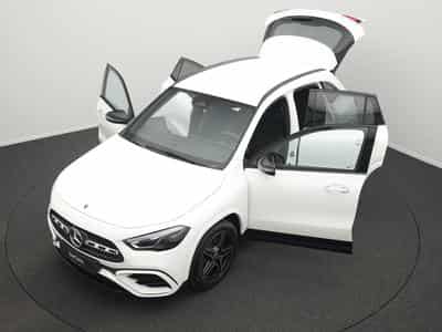 Mercedes GLA 200 d AMG-Line Multi+Kamera+Night+19"+AHK (2025) - Photo 12