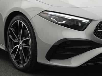Mercedes A 200 d AMG-Line Multi+Kamera+Night+19" (2025) - Photo 7