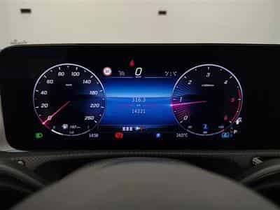 Mercedes CLA 180 CLA 2.0D **AMG/AUTO/PANO/NAVI/ALCANTARA /FULL LED** (2025) - Photo 10