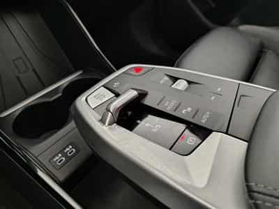BMW 218 iA Pack M NAVI / FULL LED / CUIR PARTIEL / CAMERA / JA 17 (2023) - Photo 12