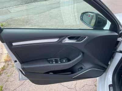 Audi S3 Limousine S tronic (2018) - Photo 8