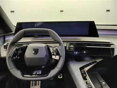 Peugeot 3008 1.2 Hybrid 145Cv e-DCS6 GT NAVI / FULL LED / CAMERA (2025) - Photo 9