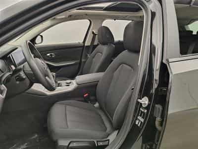 BMW 318 318 d Touring NAVI/TO PANO/FULL LED/JA17/PDC (2020) - Photo 7
