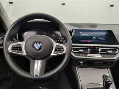 BMW 318 318 d Touring NAVI/TO PANO/FULL LED/JA17/PDC (2020) - Photo 9