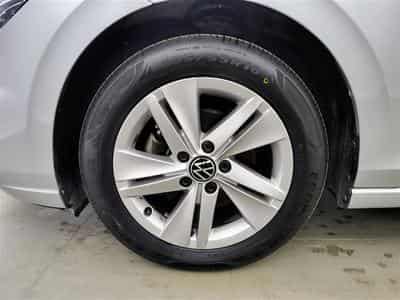 VW Golf 2.0 SCR TDi Life Business Premium DSG (2024) - Photo 6