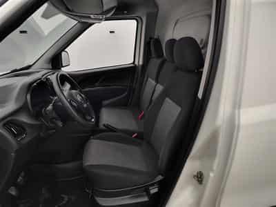 Fiat Doblo 1.6 MJET Cargo CLIM / CARPLAY (2023) - Photo 7