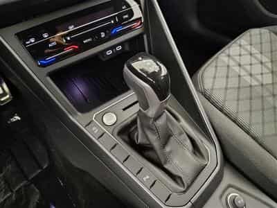 VW Taigo 1.0 TSI 115cv DSG R-Line NAVI / FULL LED / CAMERA / JA 18" (2025) - Photo 12