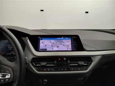 BMW 118 i  Navi Cockpit / Led / PDC av+ar (2021) - Photo 11
