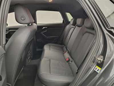 Audi A3 30 TFSI S-Tronic Cuir / Navi Cockpit / Led (2023) - Photo 13
