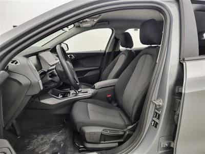 BMW 118 iA Business NAVI / FULL LED / PDC AV-AR (2023) - Photo 7