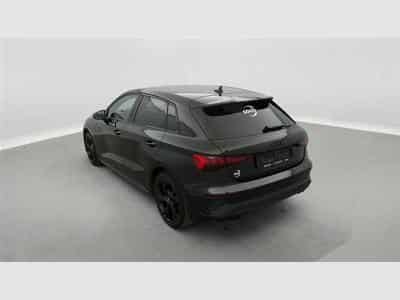Audi A3 30 TFSI S-Line S-tronic Navi / Led / PDC av+ar (2023) - Photo 2