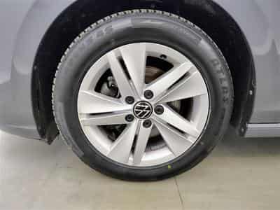 VW Golf 1.0 TSI Life Business NAVI/FULL LED/JA16/PDC AV AR (2024) - Photo 6