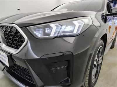 BMW X2 1.5iA sDrive20 Pack M NAVI / FULL LED / CAMERA / JA 18" (2024) - Photo 15