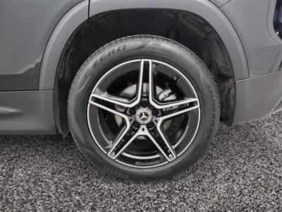 Mercedes GLB 180 7G-Tronic PACK AMG NAVI / S-CUIR / FULL LED / PANO (2025) - Photo 5