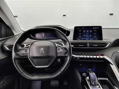 Peugeot 3008 1.2 EAT8 Allure Navi / PDC+Caméra (2019) - Photo 9