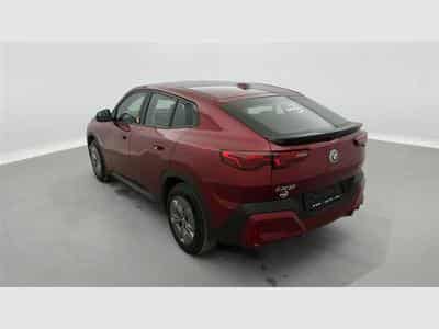 BMW iX2 IX2 Business Line NAVI/FULL LED/JA17/PDC (2025) - Photo 2