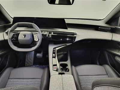 Peugeot 5008 1.2 HYBRID 145cv e-DSC6 Allure Pack 7pl. NAVI / CAMERA 360° (2025) - Photo 8