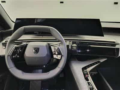 Peugeot 5008 1.2 HYBRID 145cv e-DSC6 Allure Pack 7pl. NAVI / CAMERA 360° (2025) - Photo 9