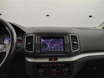 VW Sharan 2.0 TDi Highline 7PL/NAVI/TO PANO/JA/PDC AV AR (2020) - Photo 11