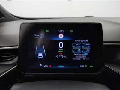 MG MG3 1.5 Hybrid BVA Luxury NAVI / FULL LED / CUIR PARTIEL / CAM (2024) - Photo 6