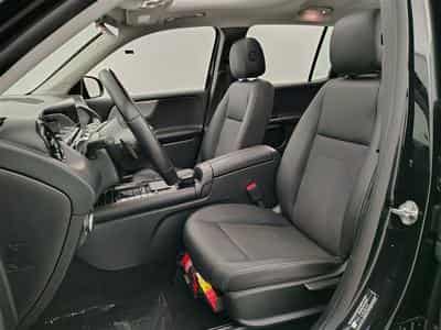 Mercedes GLB 180 GLB180 Business Line S-CUIR/NAVI/TO PANO/JA/PDC (2022) - Photo 4