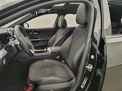 Mercedes C 200 d MHEV • STAR EDITION • AMG LINE • PACK NIGHT (2025) - Photo 7